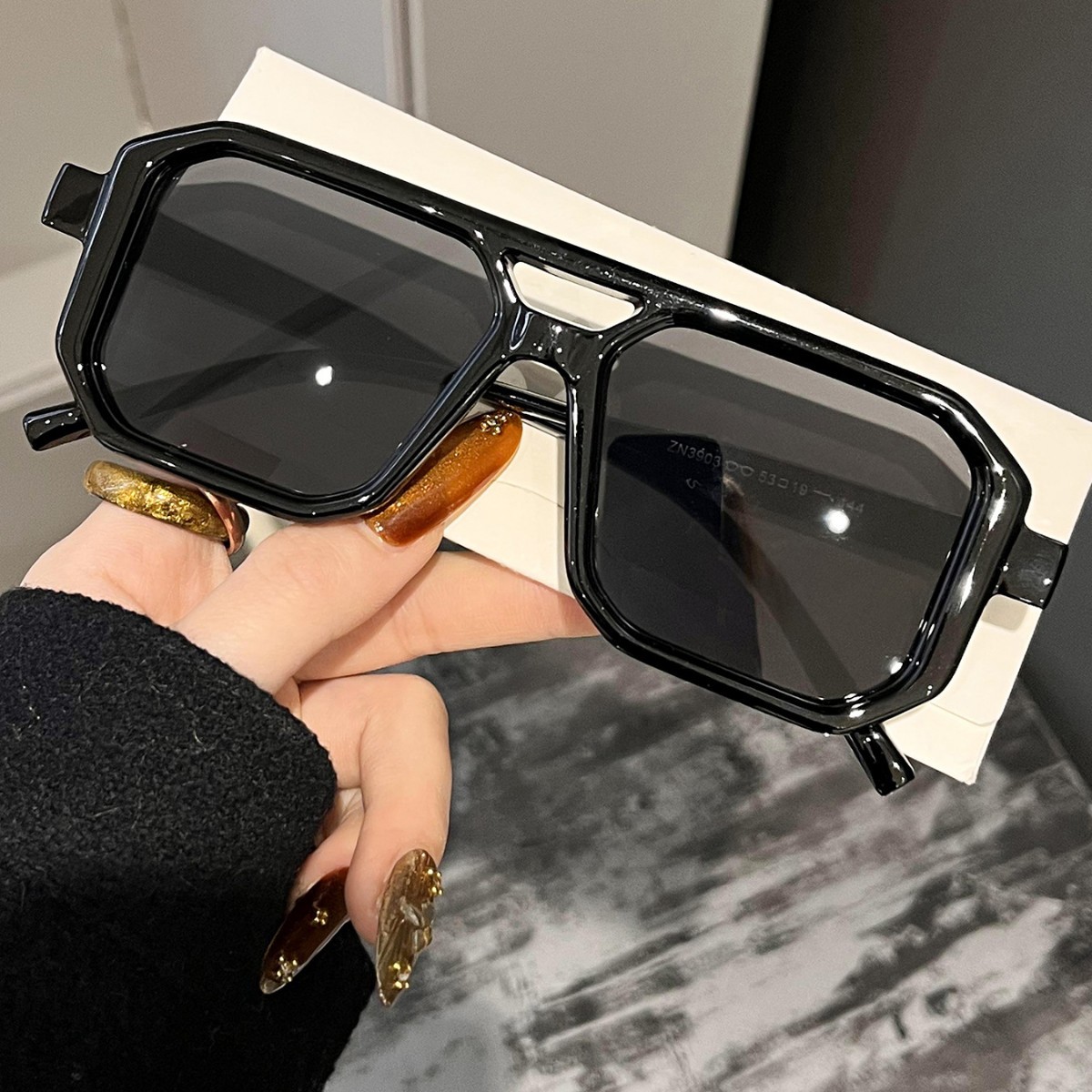 Nouvelles lunettes de soleil r - Uv Resin avis et prix